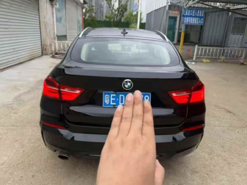 宜昌18年宝马X48