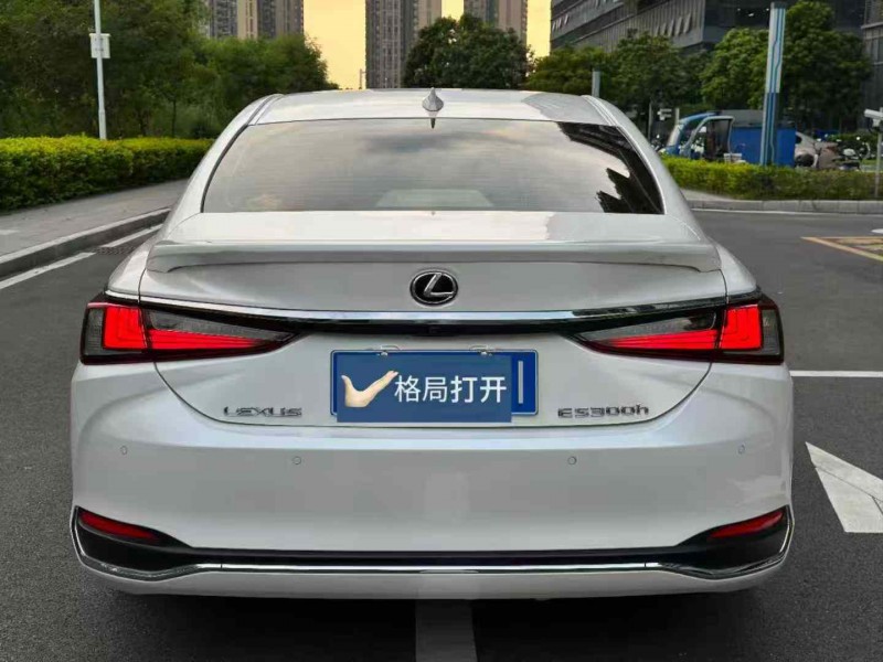 东莞22年雷克萨斯ES9