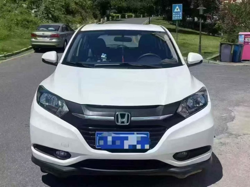 厦门16年本田缤智1