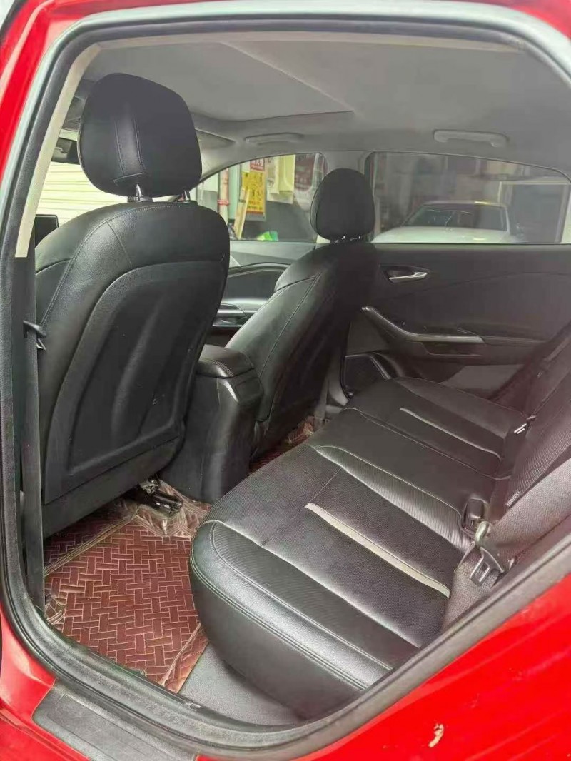 鄂州18年现代菲斯塔4