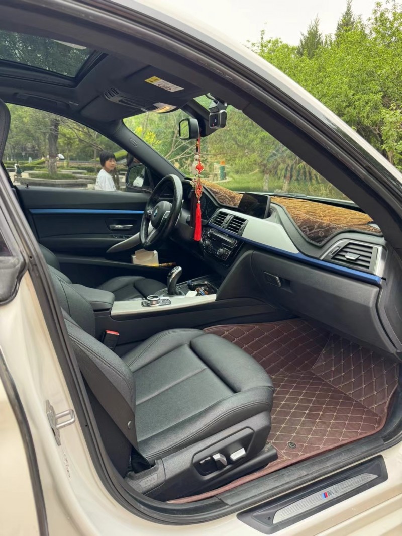 邢台18年宝马3系6