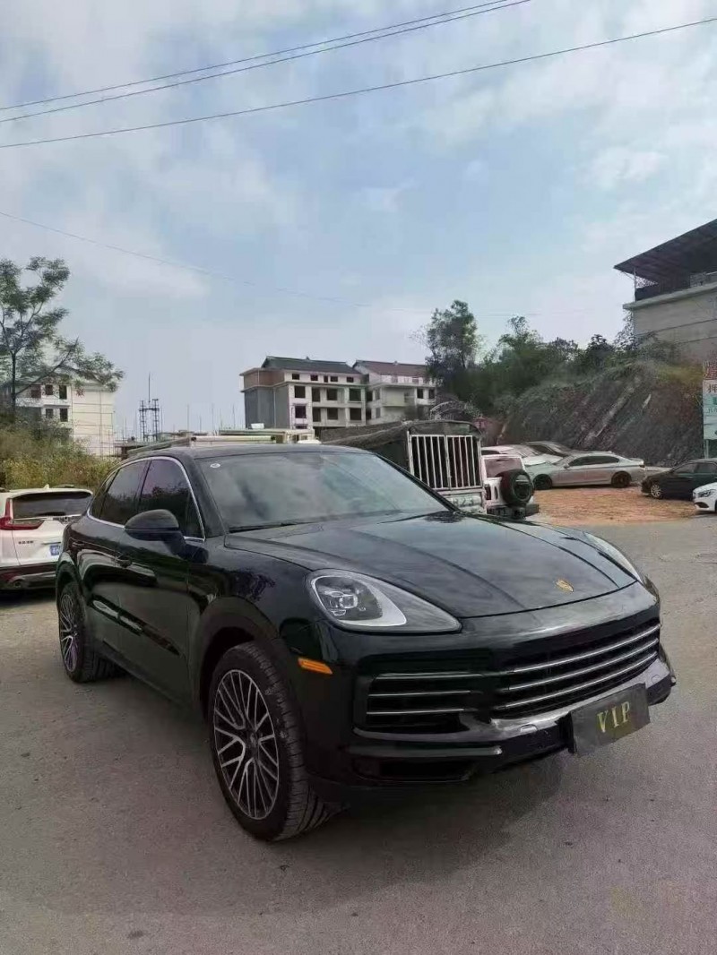 湘潭22年保时捷卡宴3