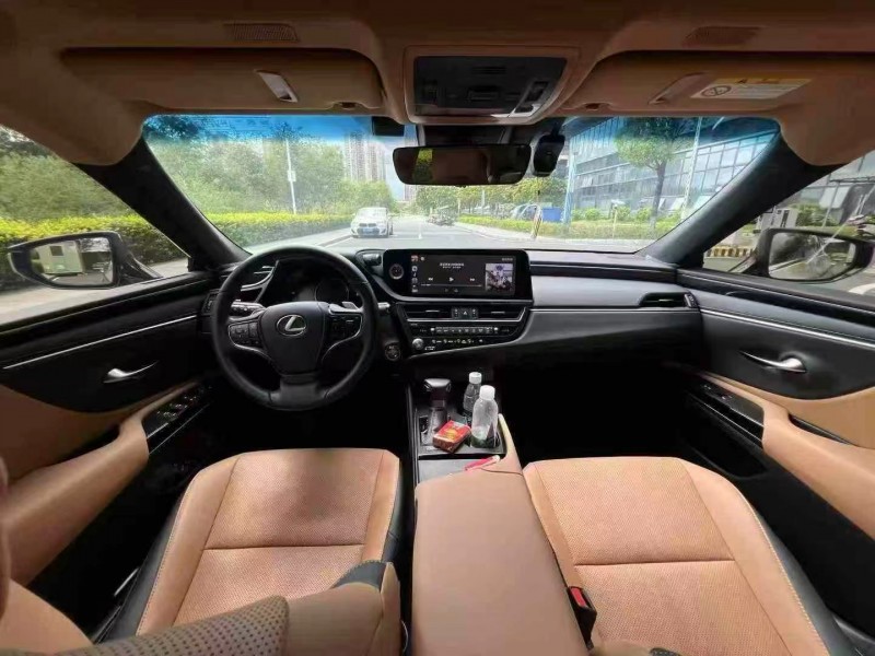 东莞24年雷克萨斯ES6