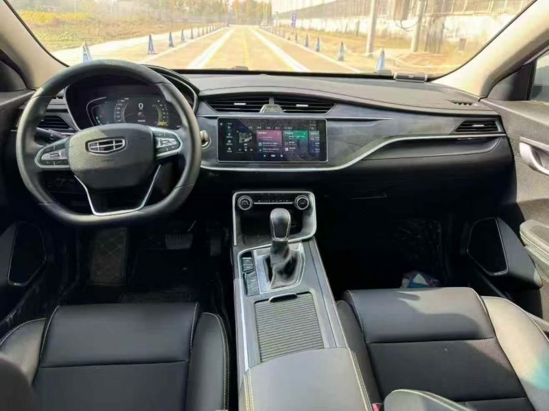 菏泽22年吉利缤瑞4