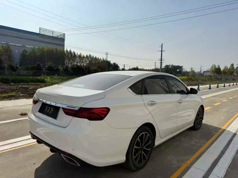 菏泽22年吉利缤瑞8