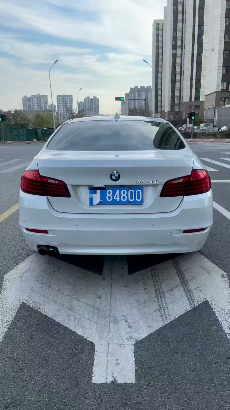 日照15年宝马5系9