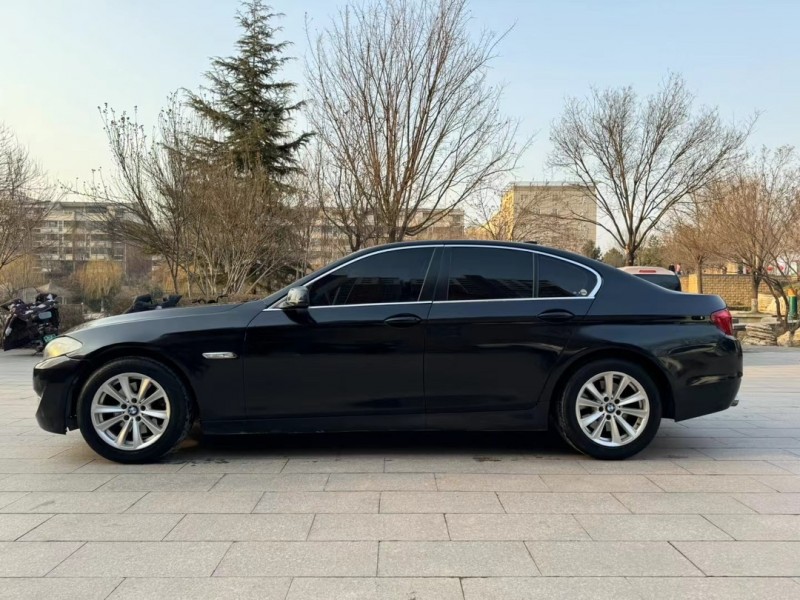 邢台13年宝马5系5