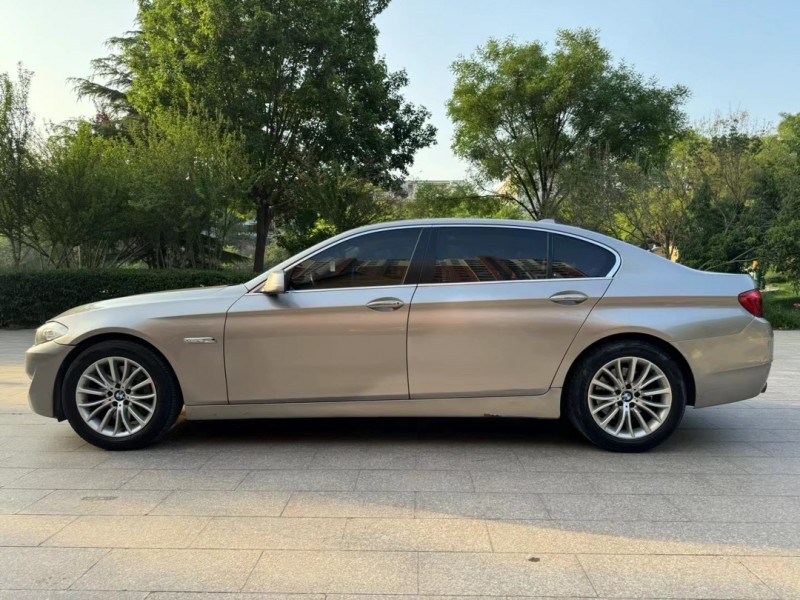 邢台12年宝马5系5