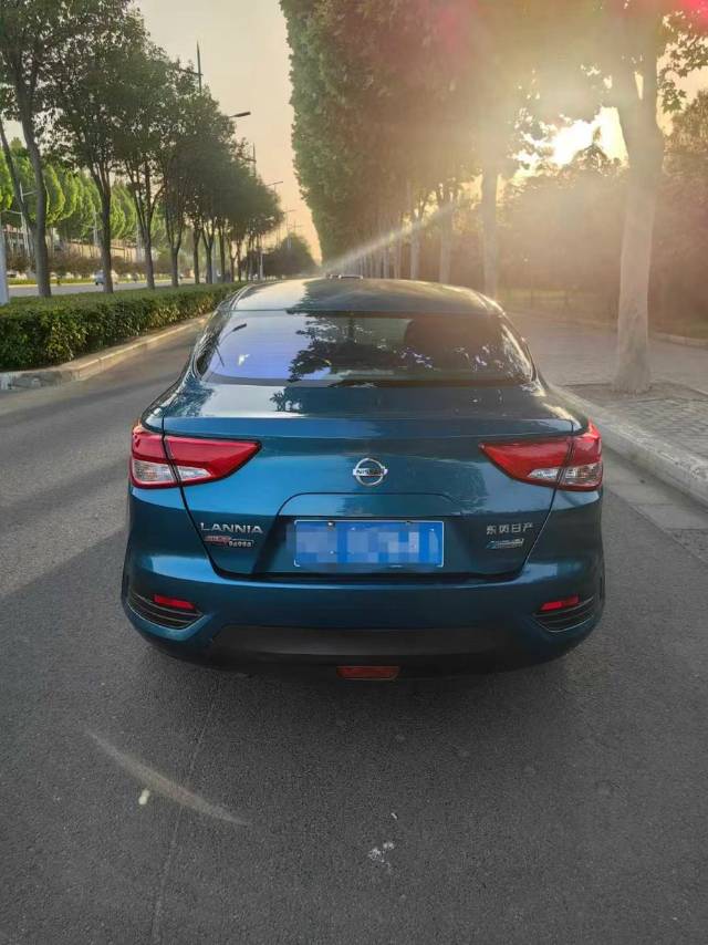 许昌18年日产蓝鸟8