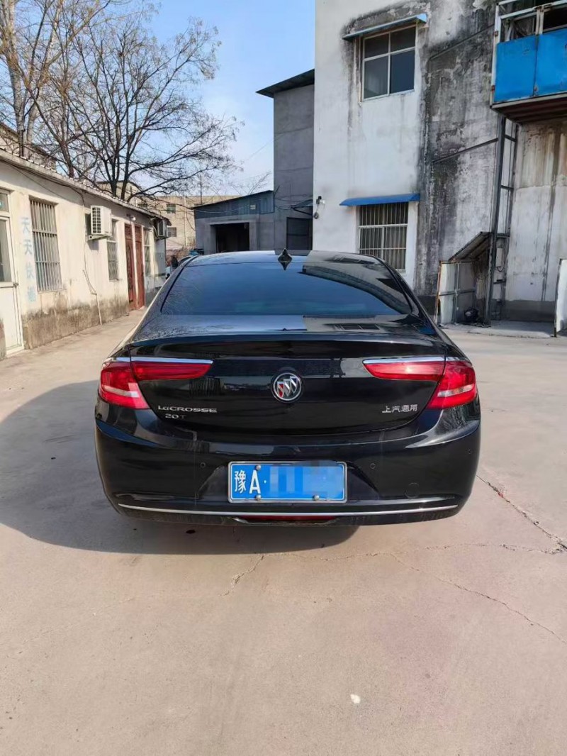 许昌18年别克君越4