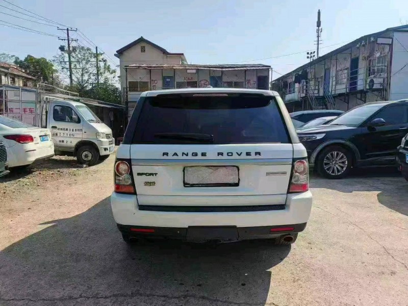 衡阳12年路虎揽胜运动9