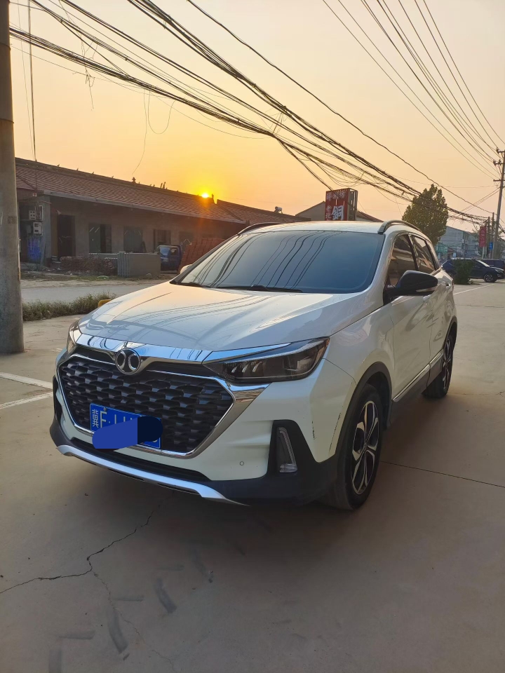 邯郸19年北汽制造绅宝2