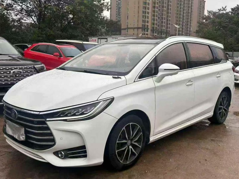 衡阳18年比亚迪宋MAX2