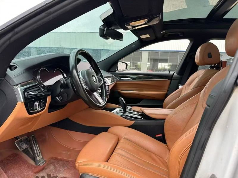 襄阳18年宝马6系4