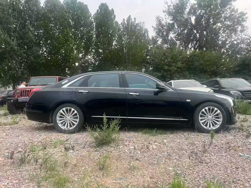 郑州17年凯迪拉克CT63