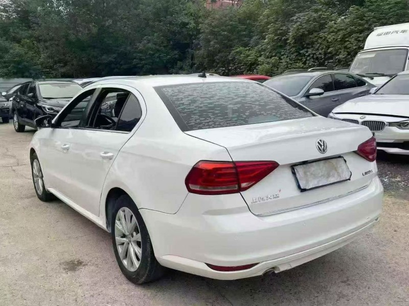 邵阳17年大众朗逸7