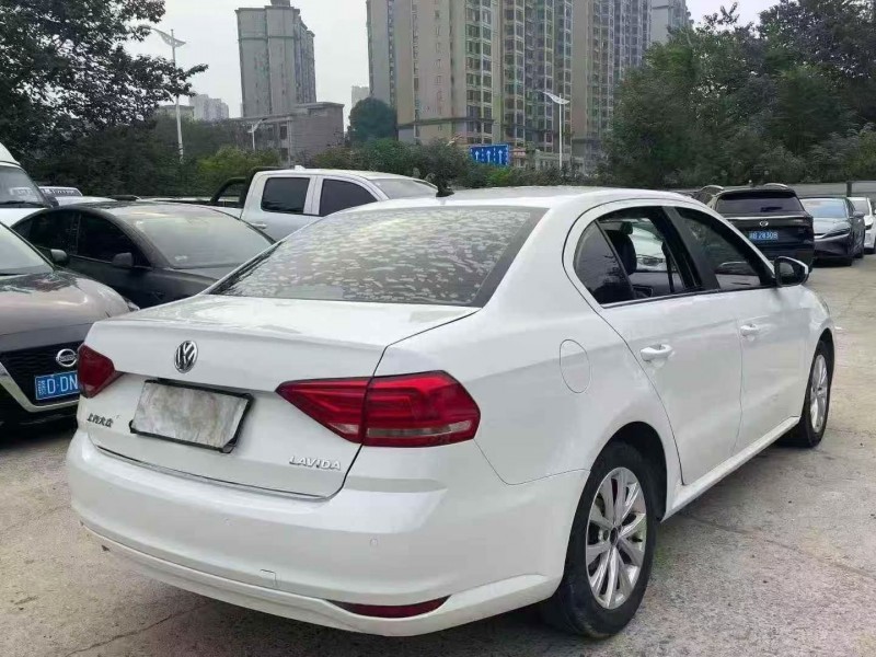 邵阳17年大众朗逸8