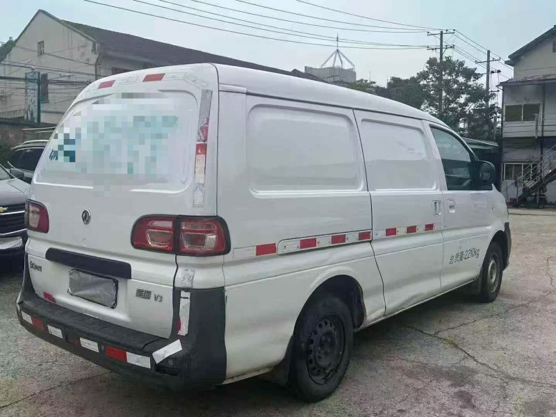 湘潭20年东风菱智7