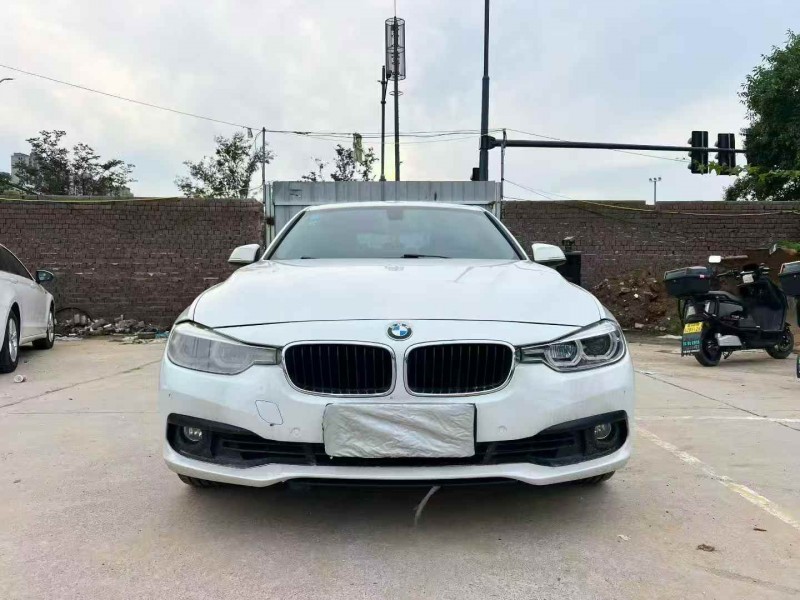 郑州17年宝马3系1