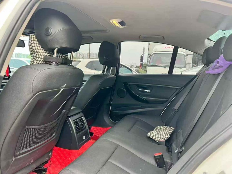 郑州17年宝马3系7