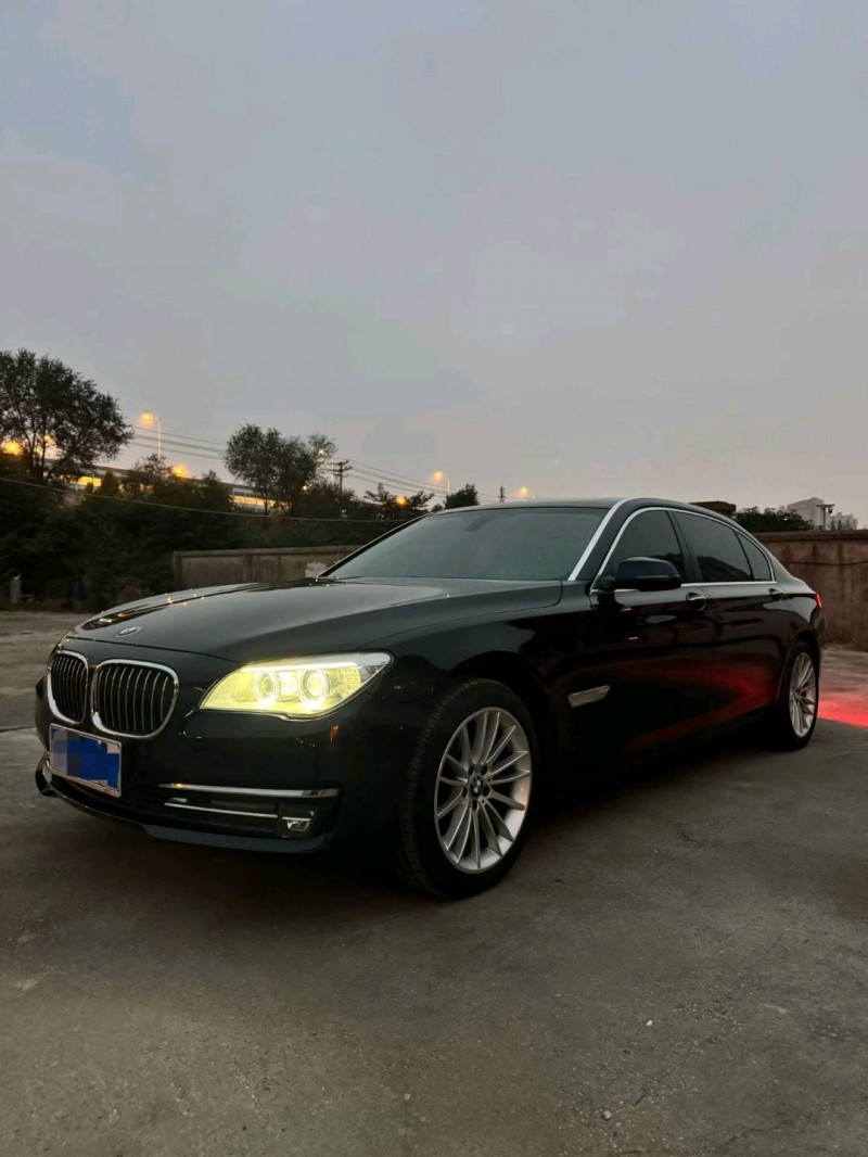 徐州16年宝马7系2