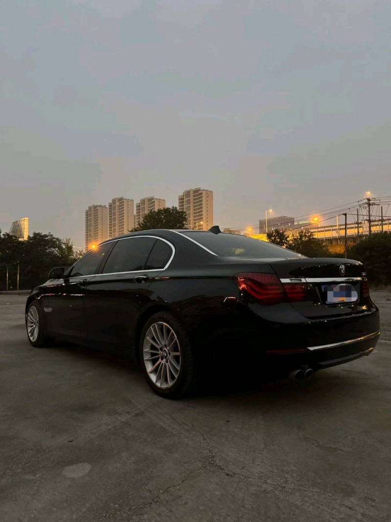 徐州16年宝马7系8