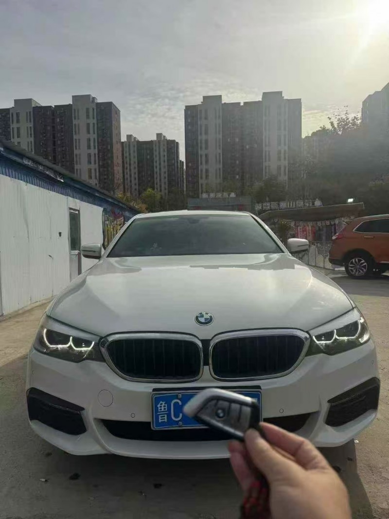 济宁18年宝马5系1