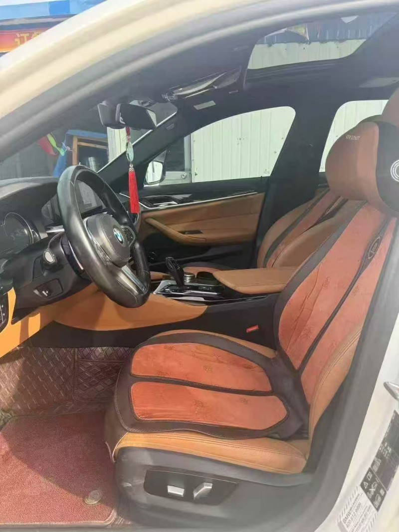 济宁18年宝马5系4