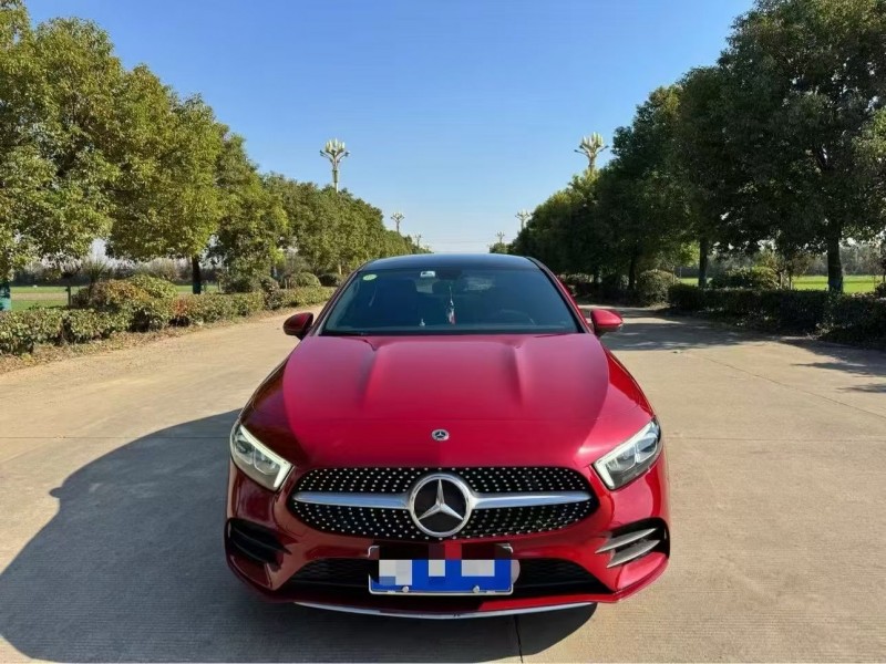 连云港21年奔驰A1