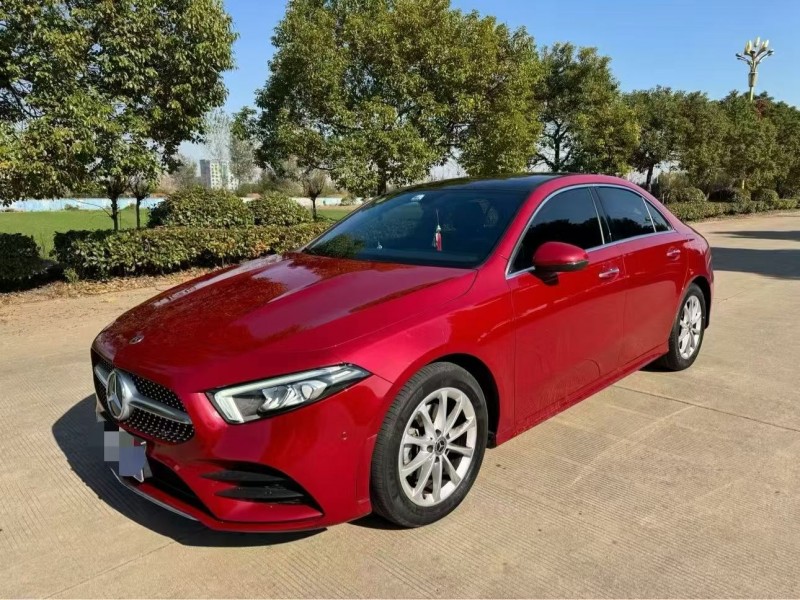 连云港21年奔驰A3