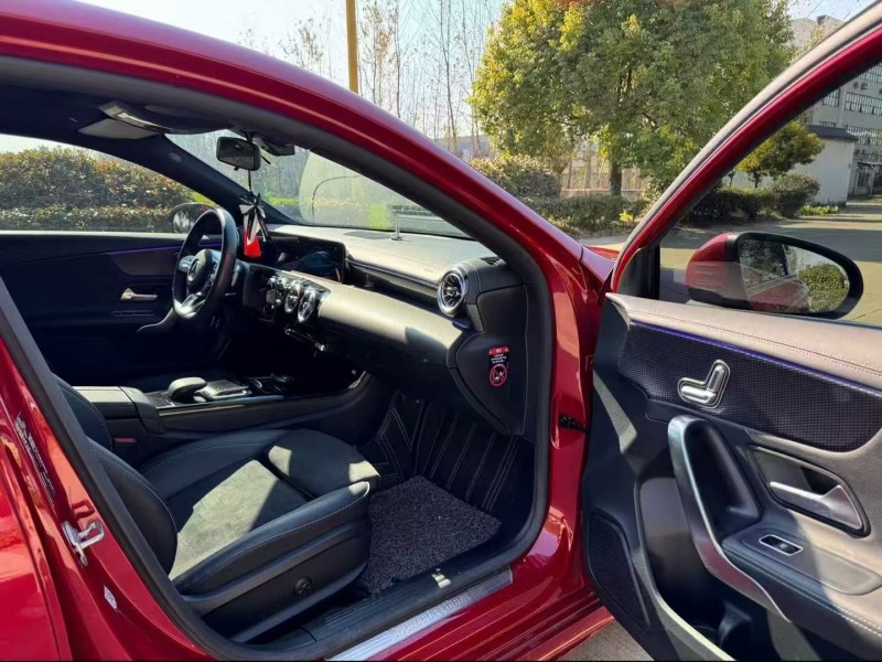 连云港21年奔驰A4