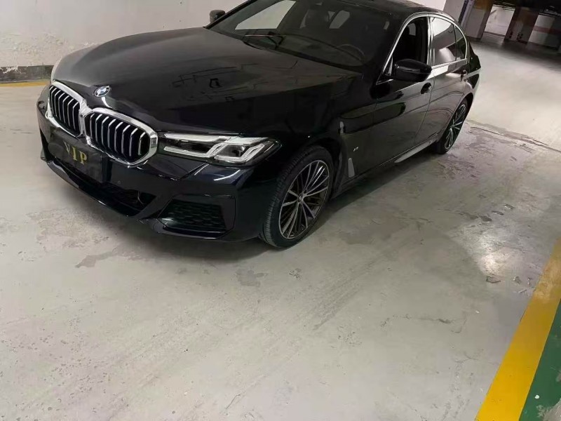 济宁24年宝马5系3