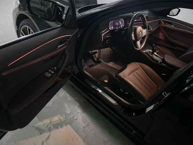 济宁24年宝马5系4