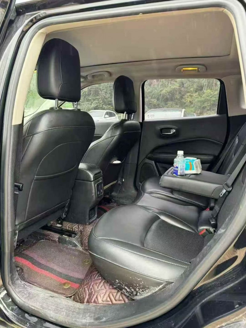 宜昌18年Jeep指南者6