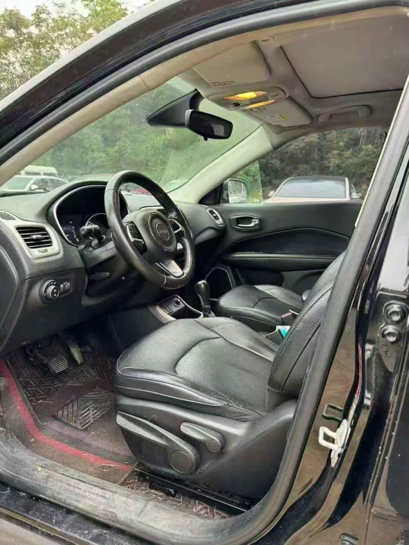 宜昌18年Jeep指南者7