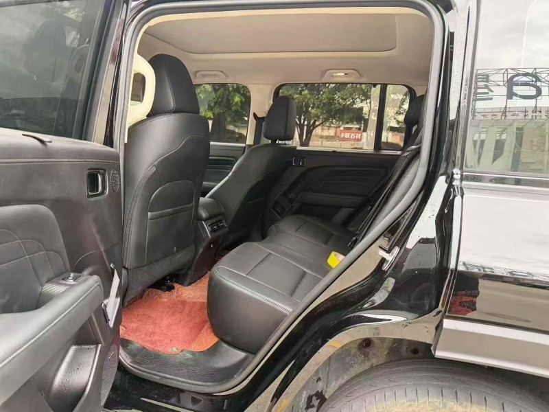 厦门23年哈弗猛龙HI44