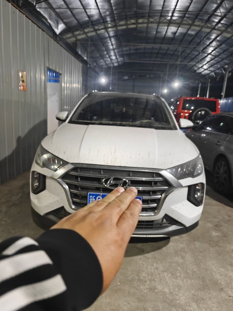 长沙20年现代途胜1