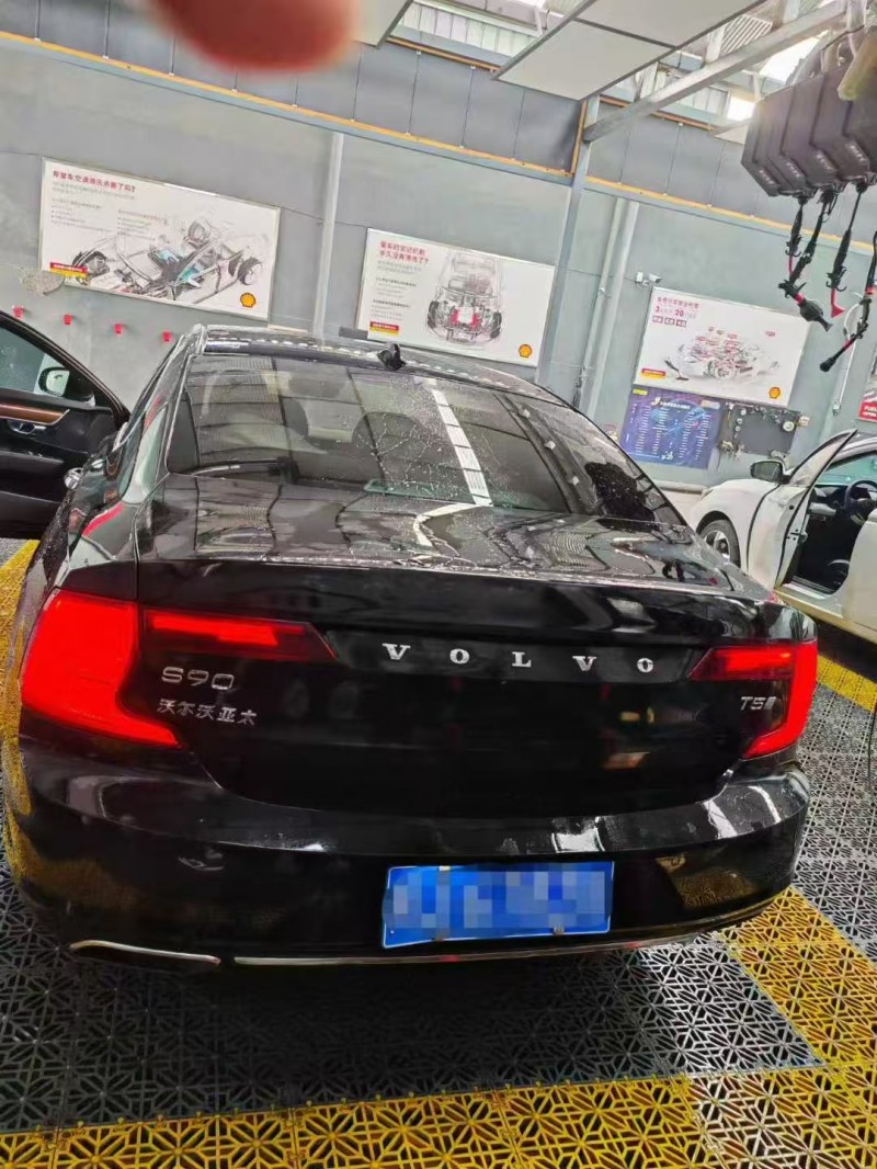 长治19年沃尔沃S909