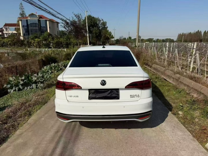 嘉兴24年大众宝来8