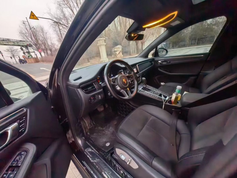 秦皇岛21年保时捷Macan5