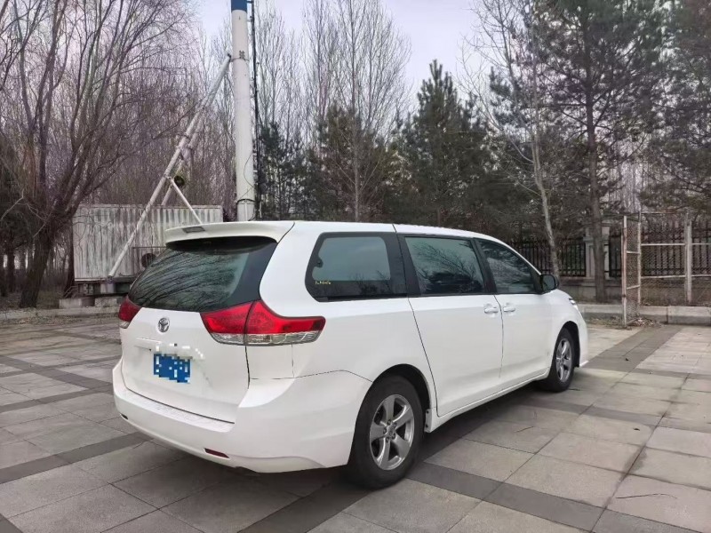 邯郸20年丰田塞纳7