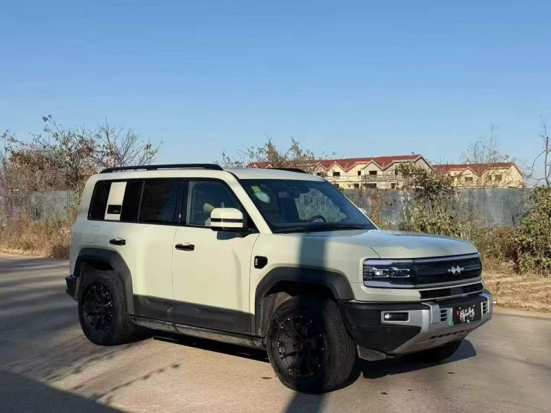 东营24年比亚迪方程豹3