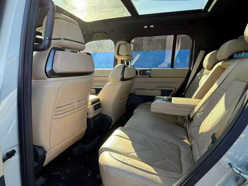 东营24年比亚迪方程豹5