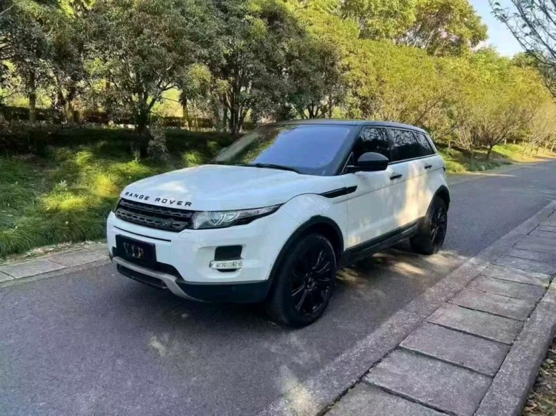 温州16年路虎极光3