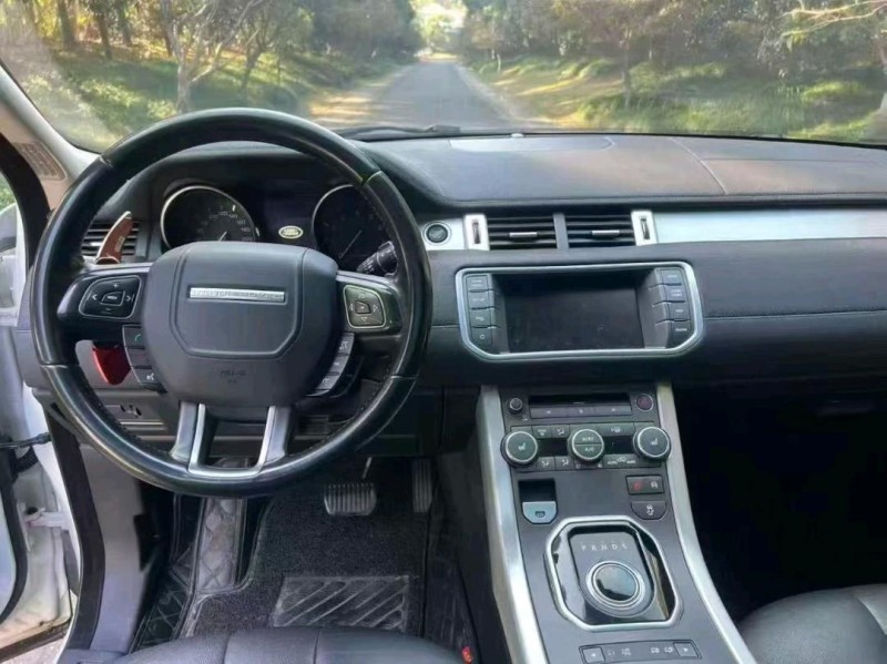 温州16年路虎极光6