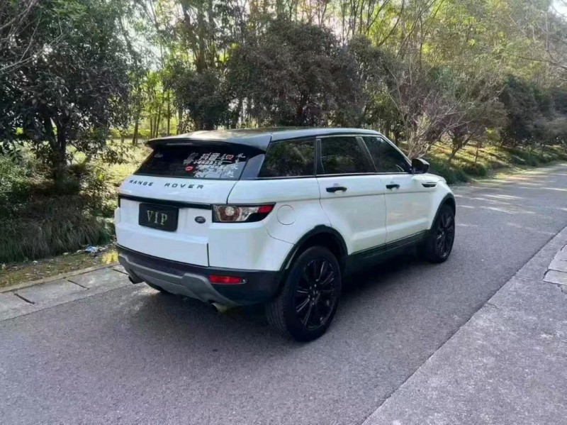 温州16年路虎极光8