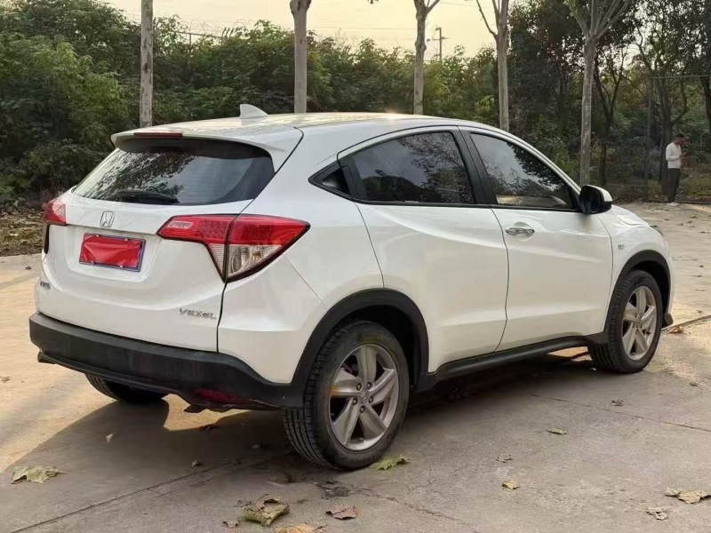 鹤壁21年本田缤智6