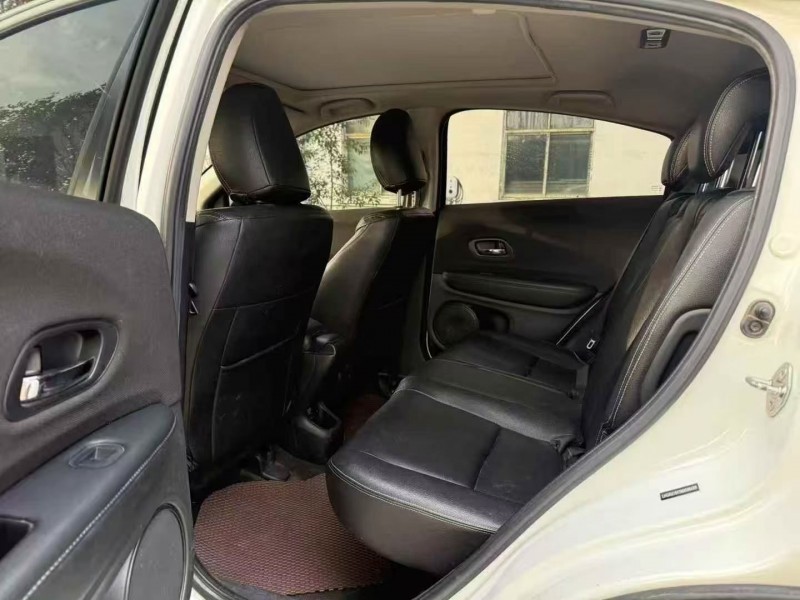 鹤壁21年本田缤智8