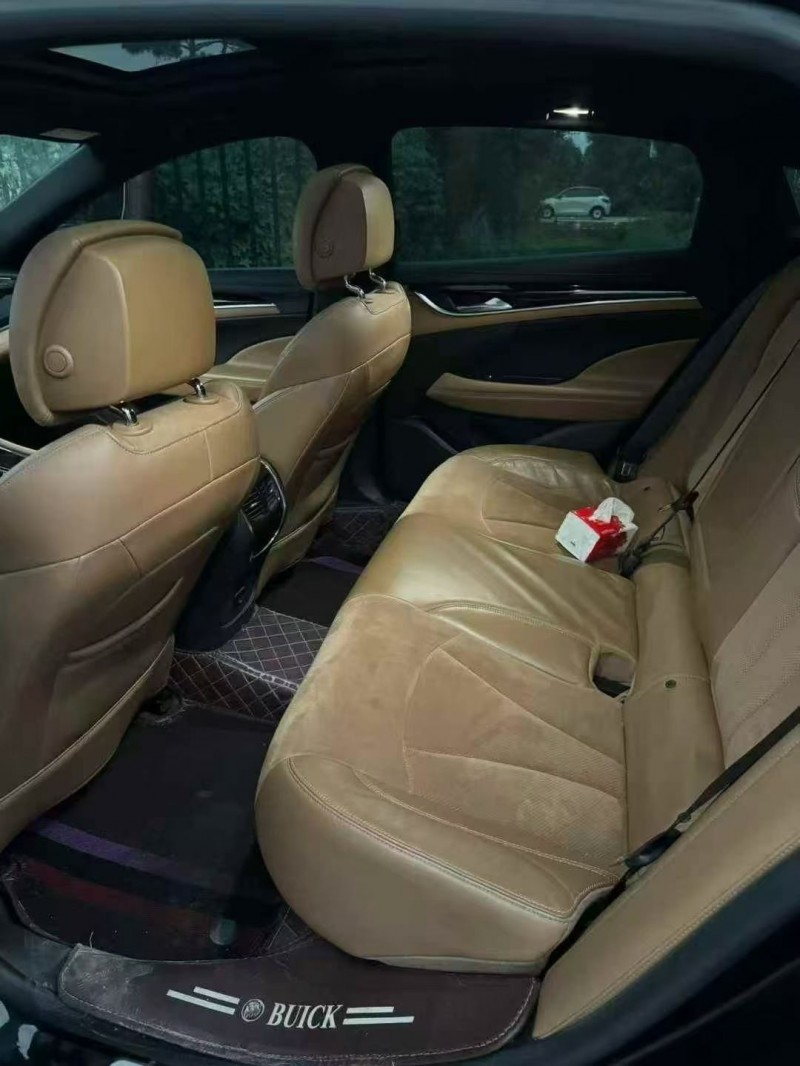 东营16年别克君越6