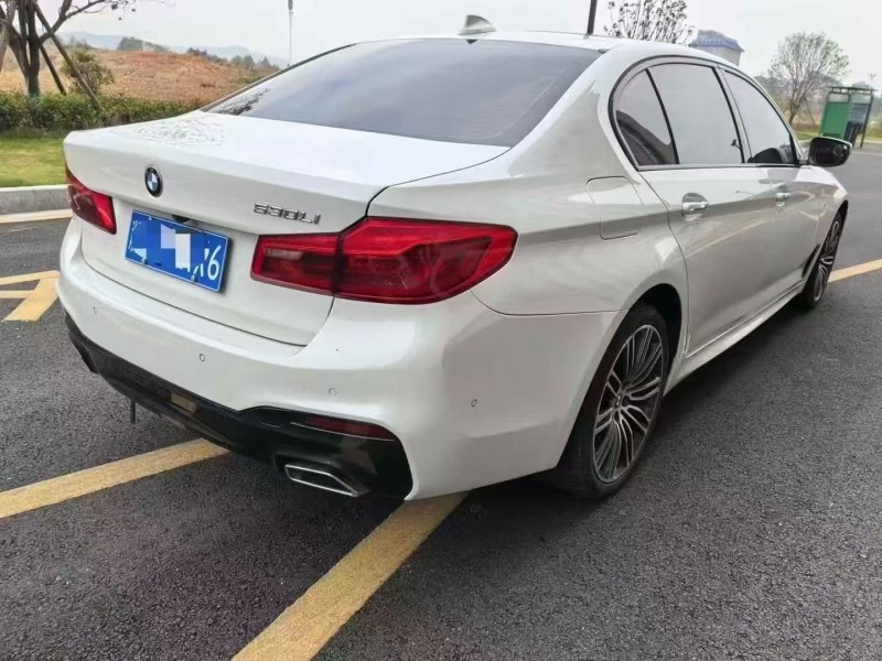 新余18年宝马5系7